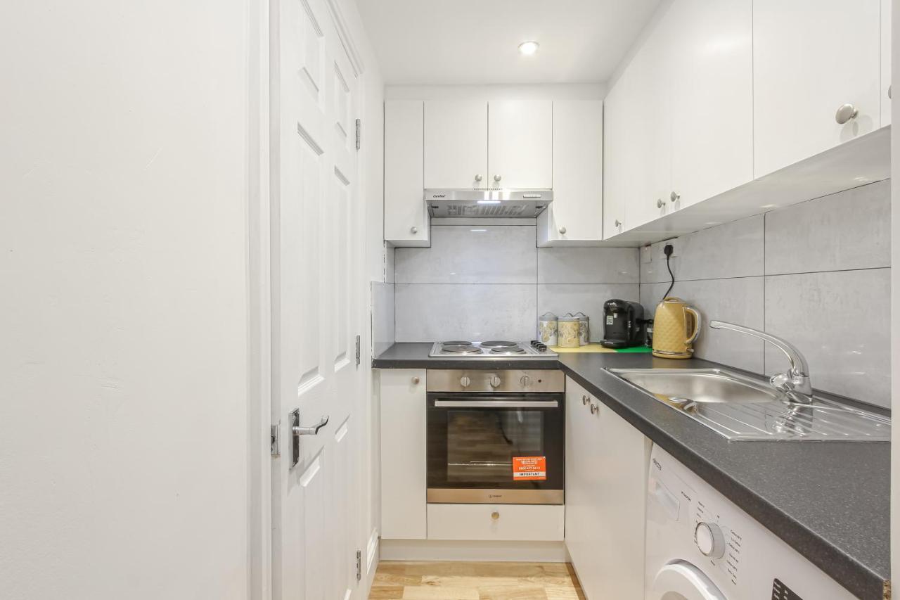 Апартаменты Splendid Flat In Kensington Olympia Лондон Экстерьер фото